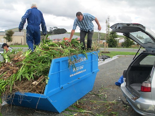 Aggies bagged - and binned - as part of Warkworth’s War on Weeds